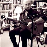 Te invito a participar de mis clases de GUITARRA. Pongo a tu servicio 20 años de experiencia como profesor de música